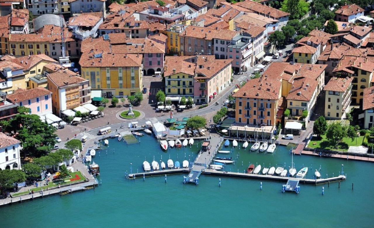 Ambra Hotel - The Only Central Lakeside Hotel In Iseo Exterior foto